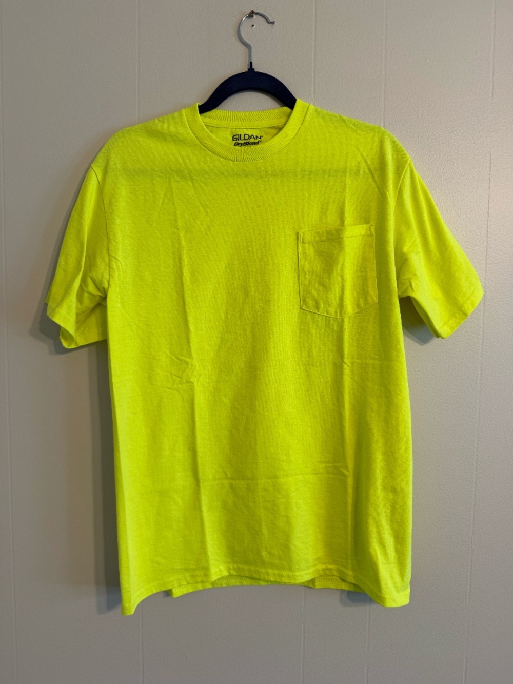 New Without Tags, Two Gildan Dry Blend High-Vis Short Sleeve T-Shirt, Size M